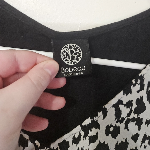 Bobeau Leopard Print Black and White Women's Top! - Picture 2 of 6
